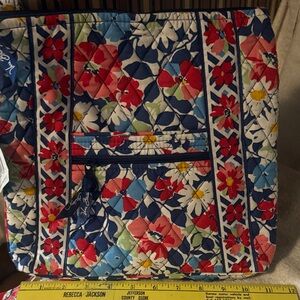 Vera Bradley hipster summer cottage Floral Quilted Tote Bag - Multicolor